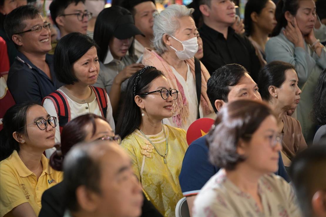 thien-su-ajahn-brahm-den-viet-nam (8).jpg